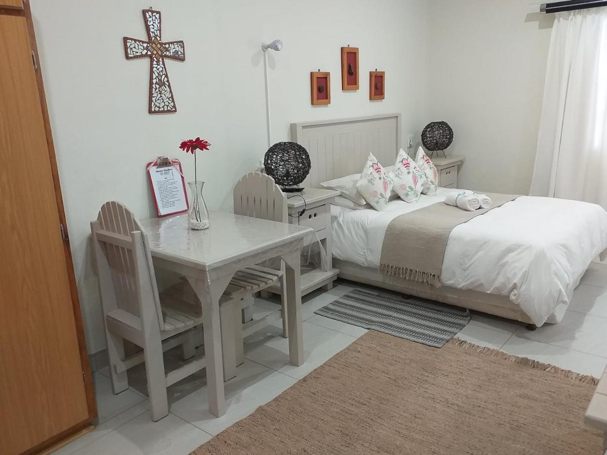 Hopetown Guesthouse Buitenkant foto